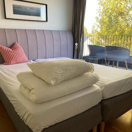 Townhouse On Arlanda Stockholm Metro Line - Easy Checkin Villa Sollentuna Eksteriør bilde